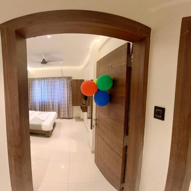 Hotel India Gate Narhe, Poona Buitenkant foto