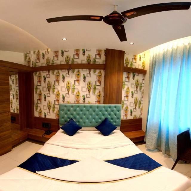 Hotel India Gate Narhe, Poona Buitenkant foto