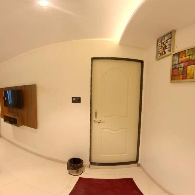 Hotel India Gate Narhe, Poona Buitenkant foto