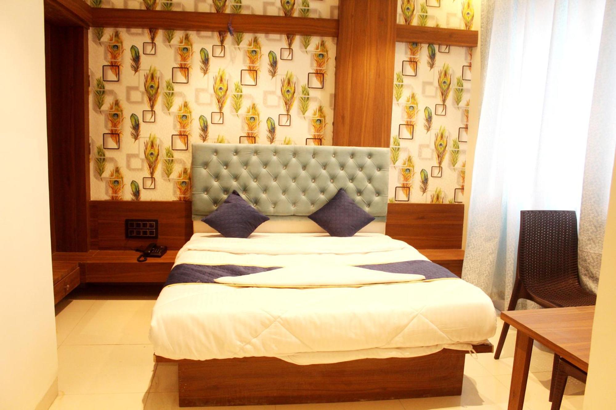 Hotel India Gate Narhe, Poona Buitenkant foto