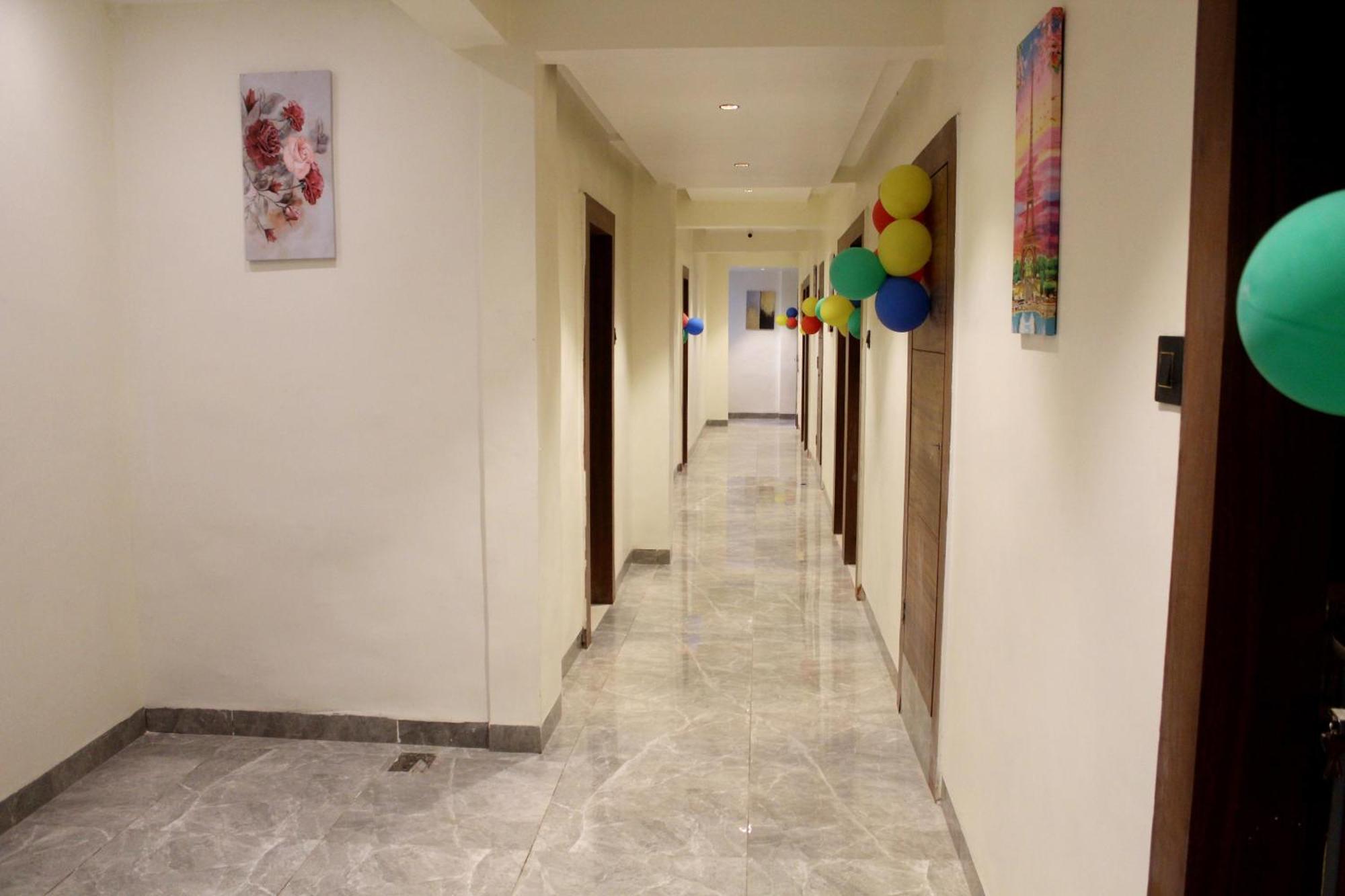 Hotel India Gate Narhe, Poona Buitenkant foto